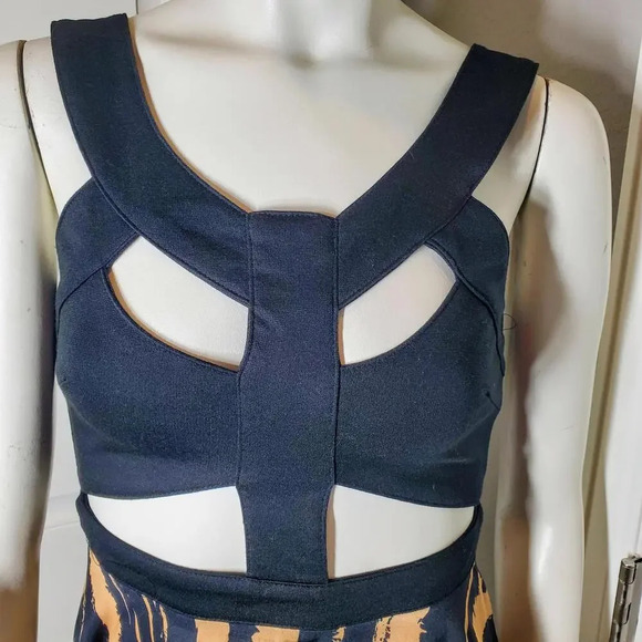 NWT Urban Outfitters Reverse Cut-Out Hi-Lo Skirt Dress Size Small - Picture 14 of 15